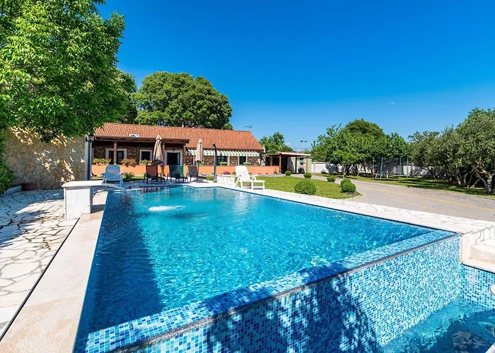 My Dalmatia - Momo's Paradise With 2 Infinity Pools & 7 Bedrooms * Kakma