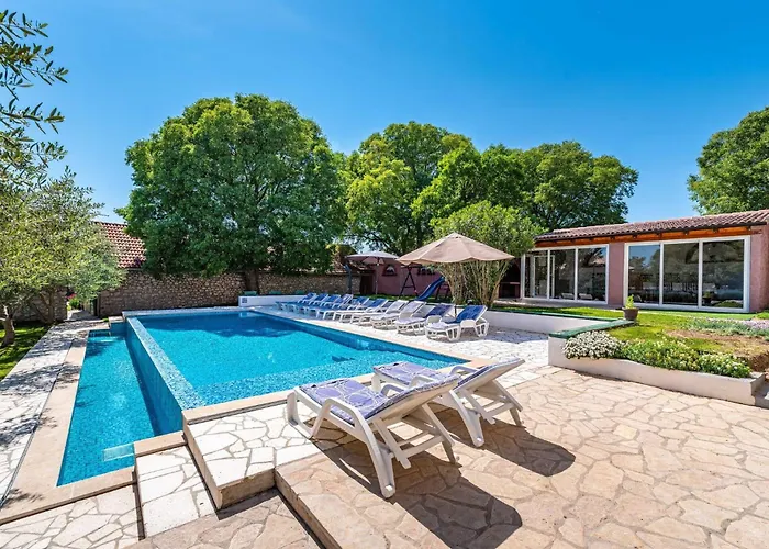 בית נופש My Dalmatia - Momo's Paradise With 2 Infinity Pools & 7 Bedrooms