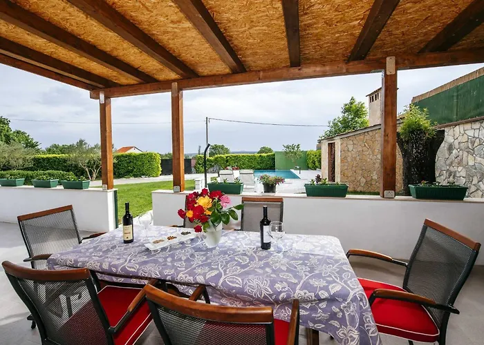 My Dalmatia - Momo's Paradise With 2 Infinity Pools & 7 Bedrooms Дом отдыха