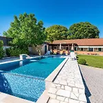 My Dalmatia - Momo's Paradise With 2 Infinity Pools & 7 Bedrooms