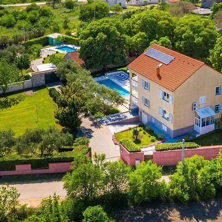 度假居 My Dalmatia - Momo's Paradise With 2 Infinity Pools & 7 Bedrooms Kakma