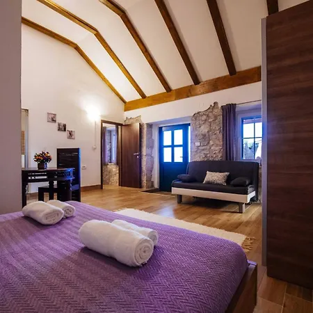 My Dalmatia - Momo's Paradise With 2 Infinity Pools & 7 Bedrooms 度假居 *