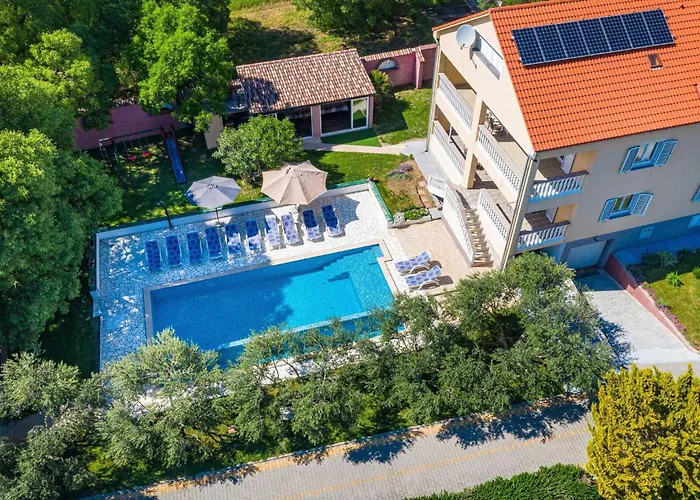 My Dalmatia - Momo's Paradise With 2 Infinity Pools & 7 Bedrooms Kakma
